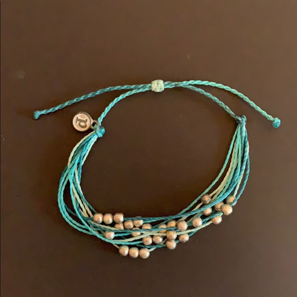 teal puravida bracelet with silver beads